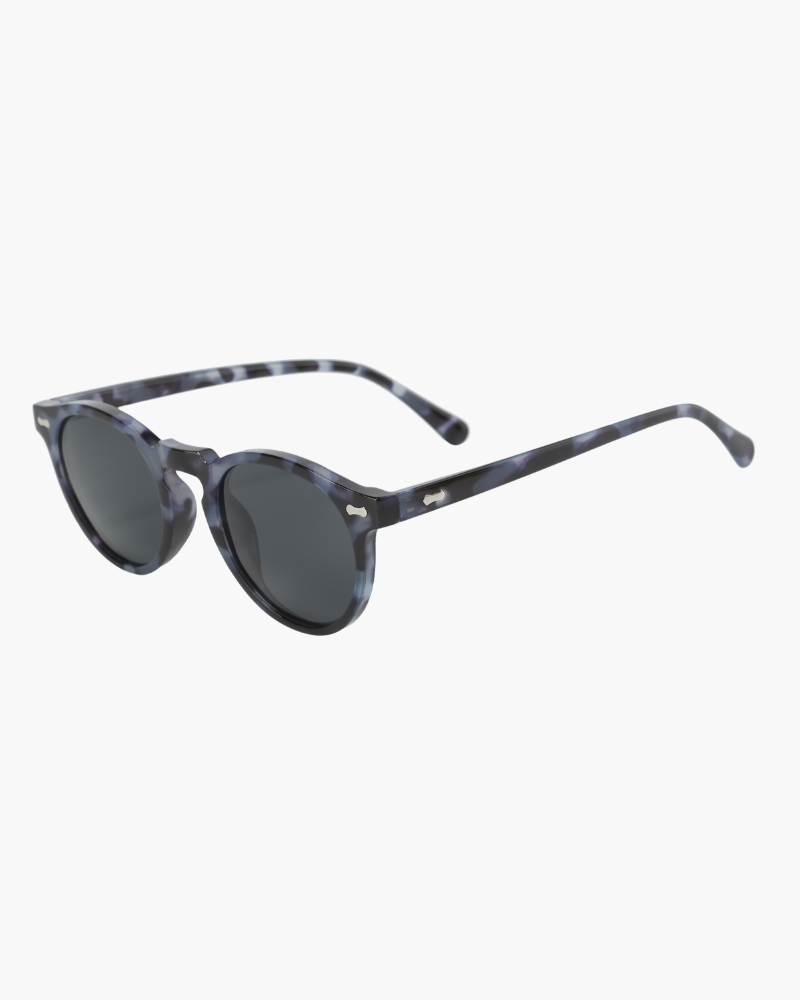 Men Polarised Sunglasses With UV Protection And Rectangular Frame