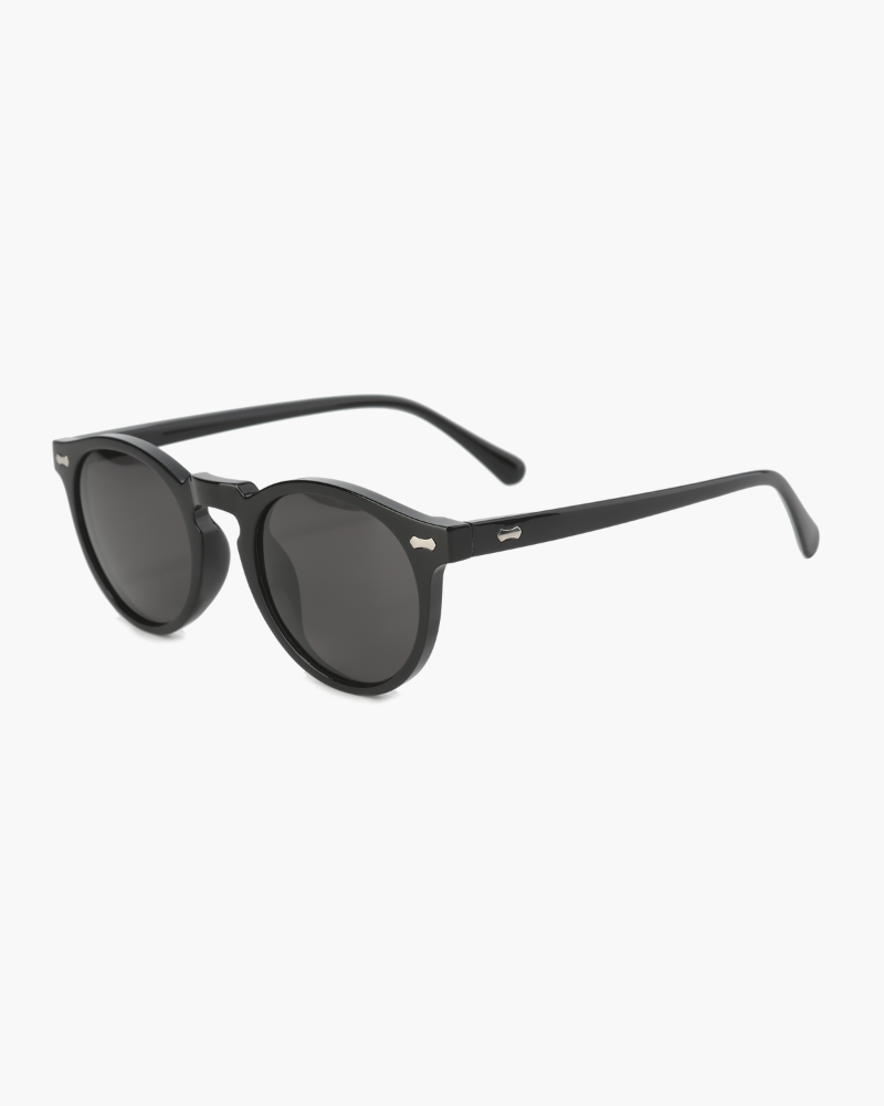 Men Polarised Sunglasses With UV Protection And Rectangular Frame