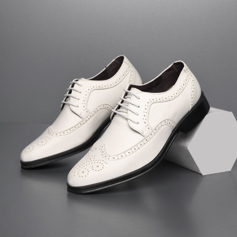 Men’s Spring Low Top Dress Shoes Carved Upper Rubber Sole
