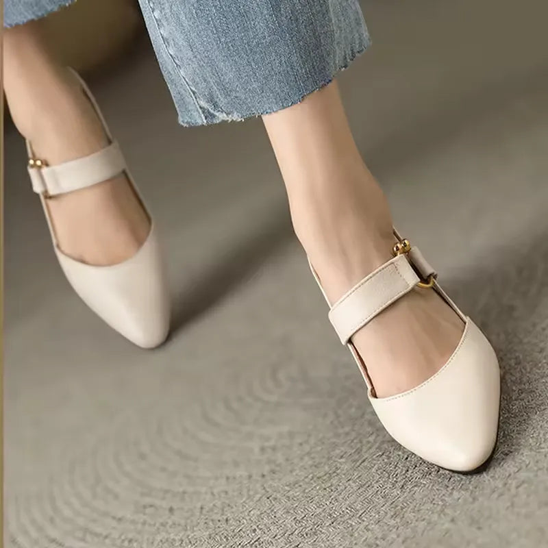 Women Block Heel Shoes Cushioned Insole With Wide Heel Base And Structured Fit
