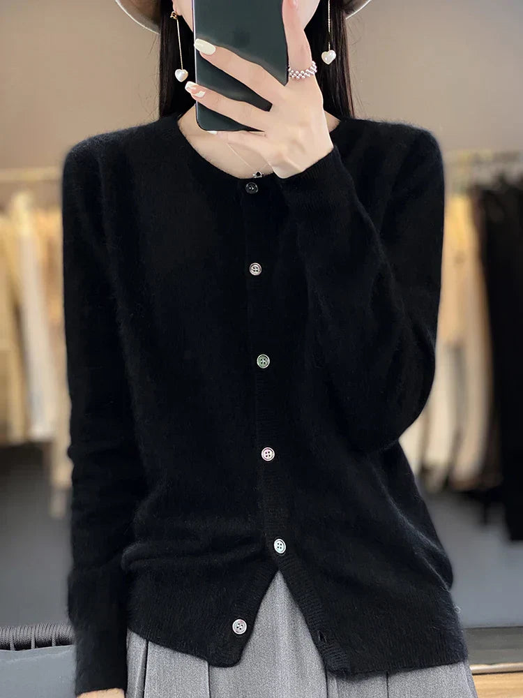 Women Autumn Knit Sweater with Buttons O-Neck Relaxed Fit Insulated