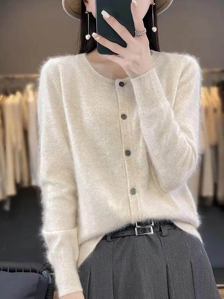 Women Autumn Knit Sweater with Buttons O-Neck Relaxed Fit Insulated