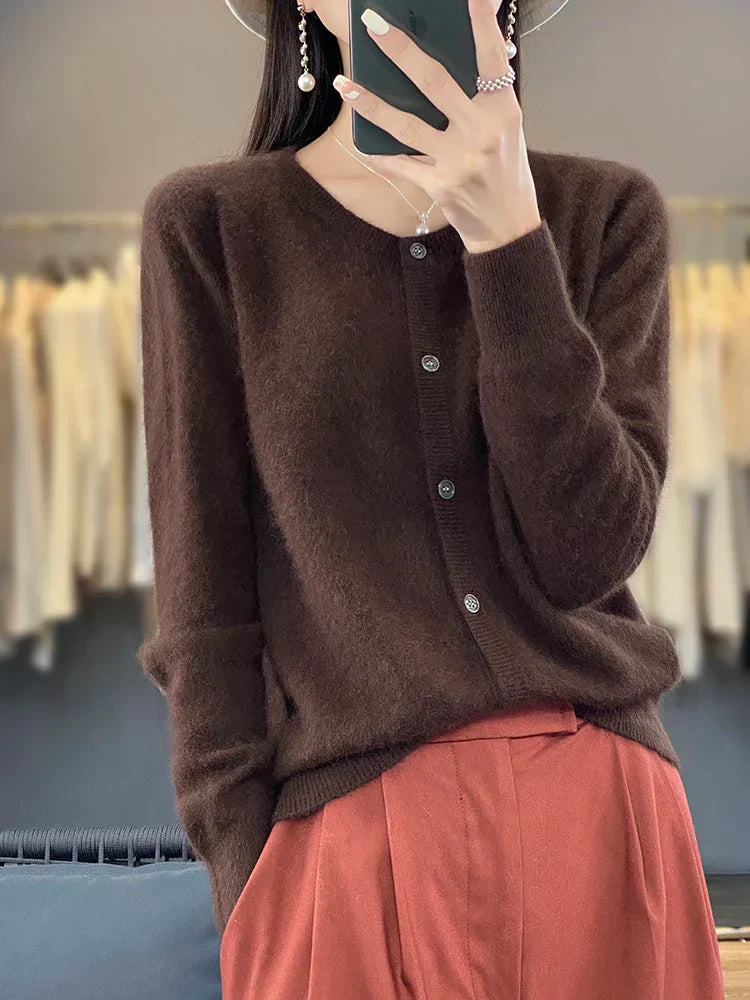 Women Autumn Knit Sweater with Buttons O-Neck Relaxed Fit Insulated