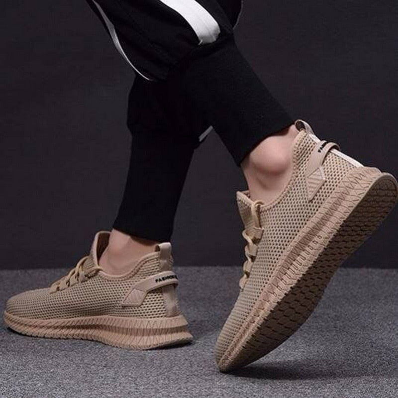 Men’s Spring Sports Shoes Breathable Mesh Flexible Sole