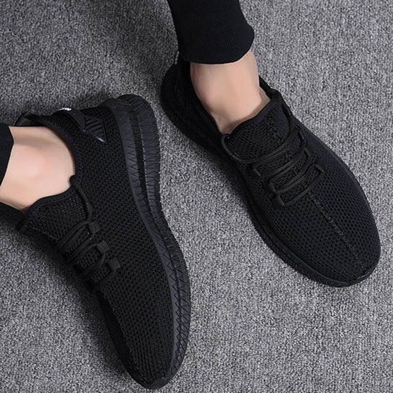 Men’s Spring Sports Shoes Breathable Mesh Flexible Sole