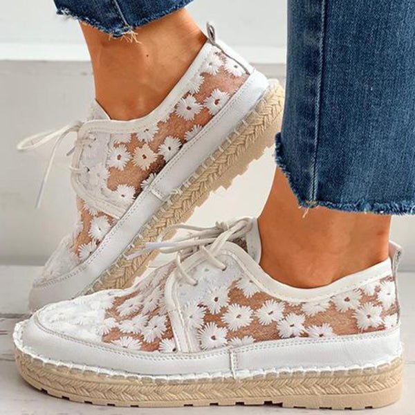 Women Summer Shoes With Floral Embroidery And Breathable Upper